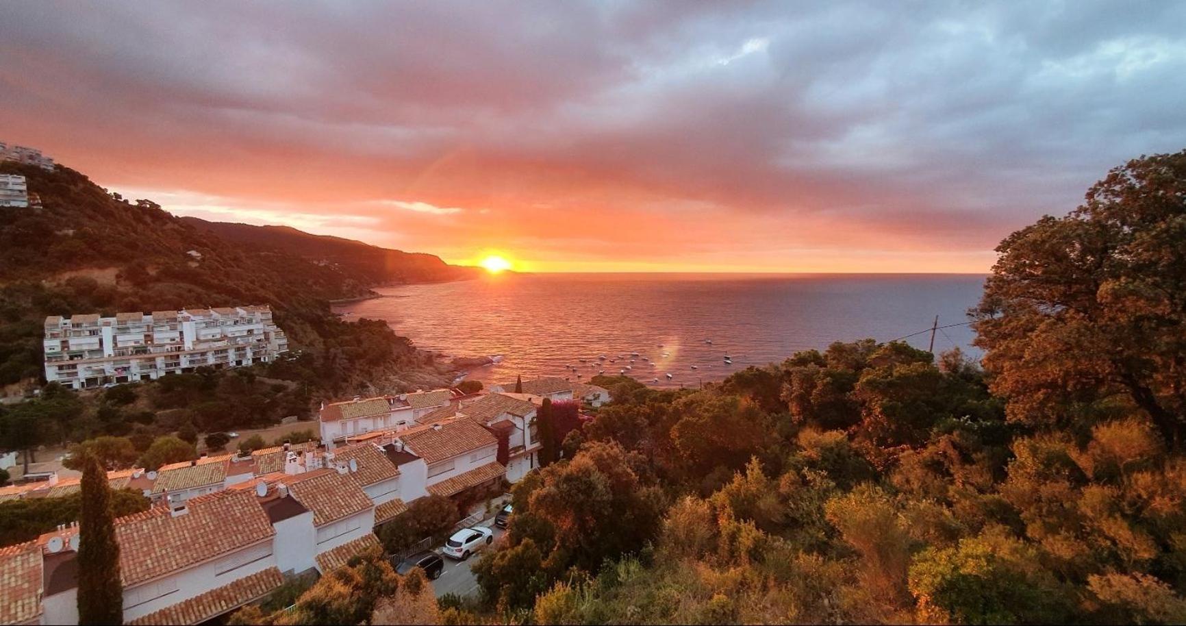⭑ Sea Views + Private Beach. What Else? ⭑ Tossa de Mar Exterior photo